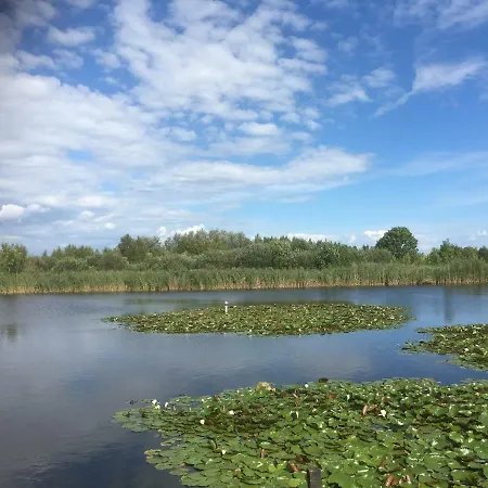 Het Pulletje בית הארחה Westzaan